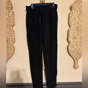 Black Cherokee Infinity men’s jogger scrub pants. Medium.